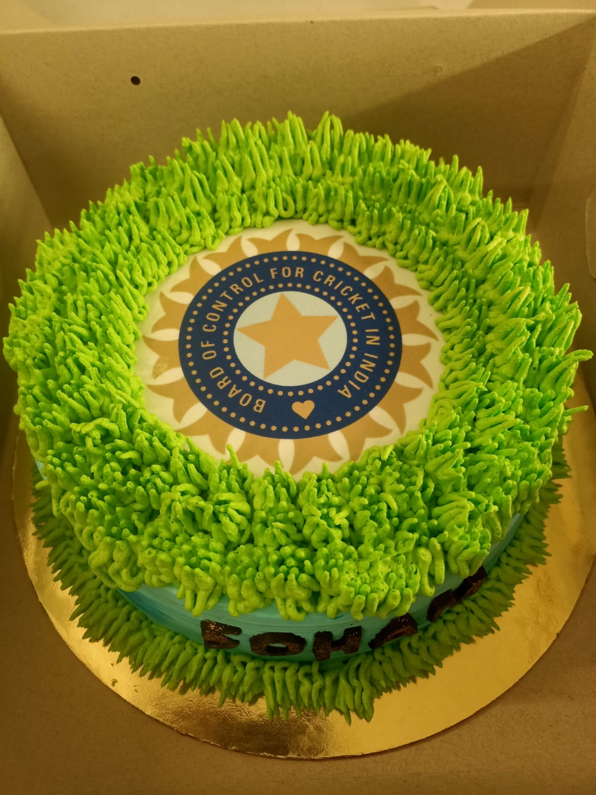 Cake 32